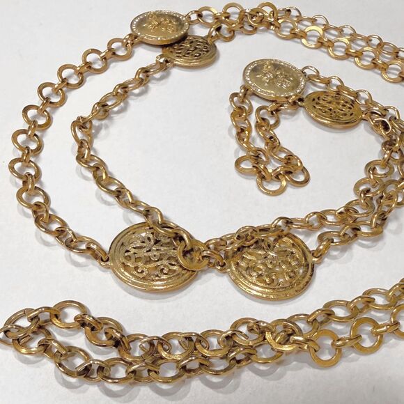 Gold-Tone Bee Medallion Necklace 60” Rhinestone/Filigree Statement Chain - Picture 2 of 5